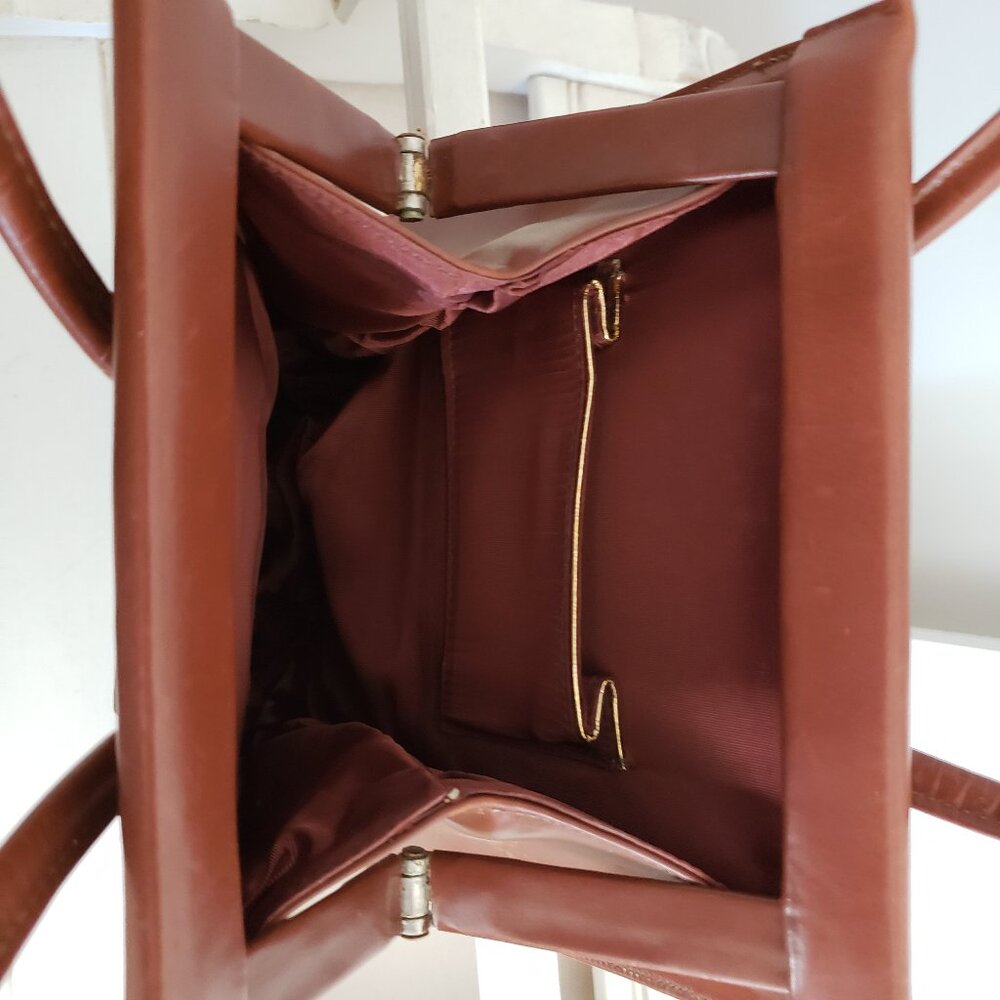 EUC petite stylish leather & vintage style handbag tan with bow - lined - Picture 3 of 9
